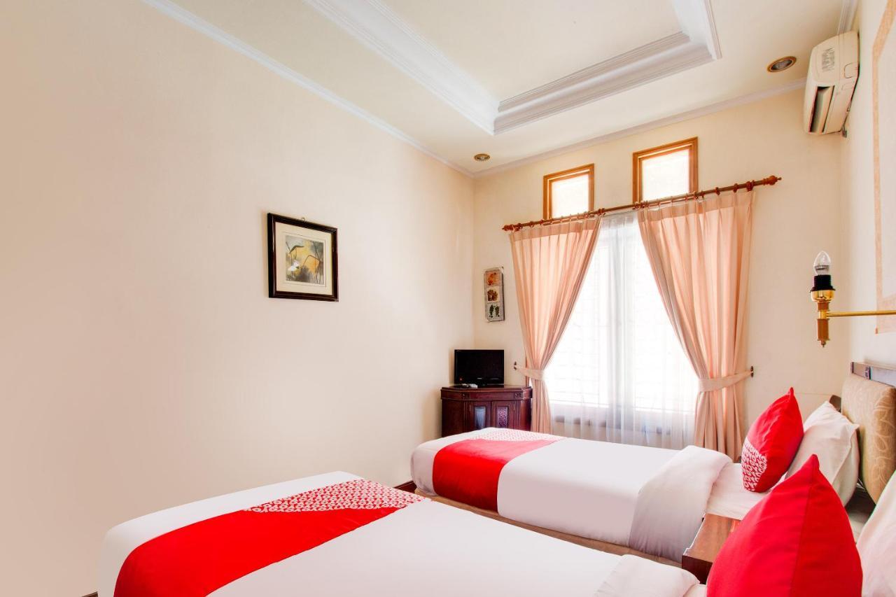 Oyo 3217 The Ts Homestay Μαλάνγκ Εξωτερικό φωτογραφία